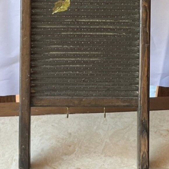 Vintage Solid Wood Recipe Box & Washboard Strawberry Motif Rustic Kitchen Decor - Picture 9 of 11